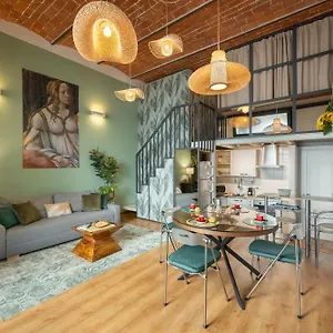 Cool Metropolitan Lifestyle Loft , Florencia Italia
